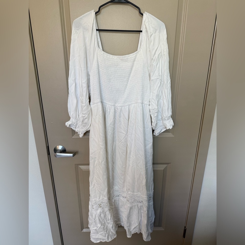 Elegant White Women's Dress